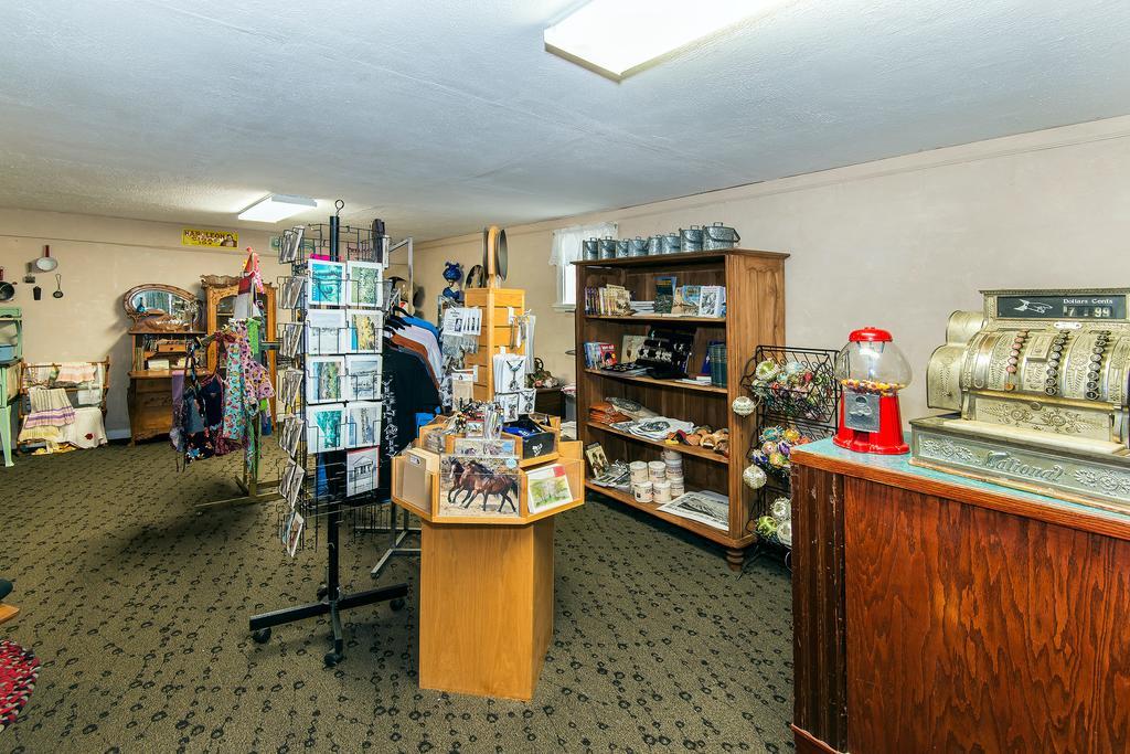 Virginia City Inn Ngoại thất bức ảnh