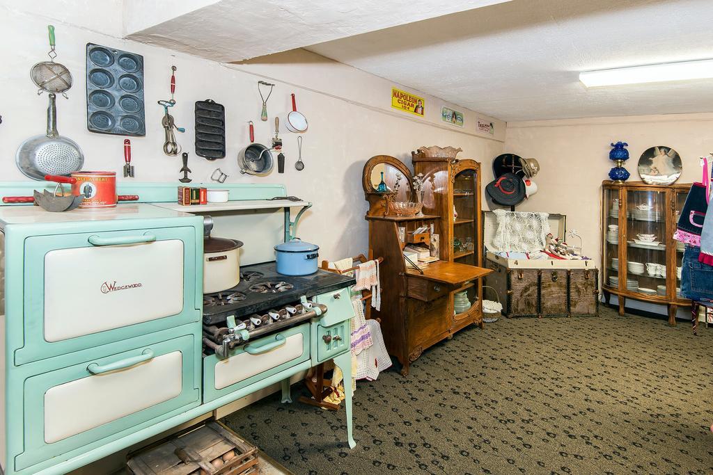Virginia City Inn Ngoại thất bức ảnh