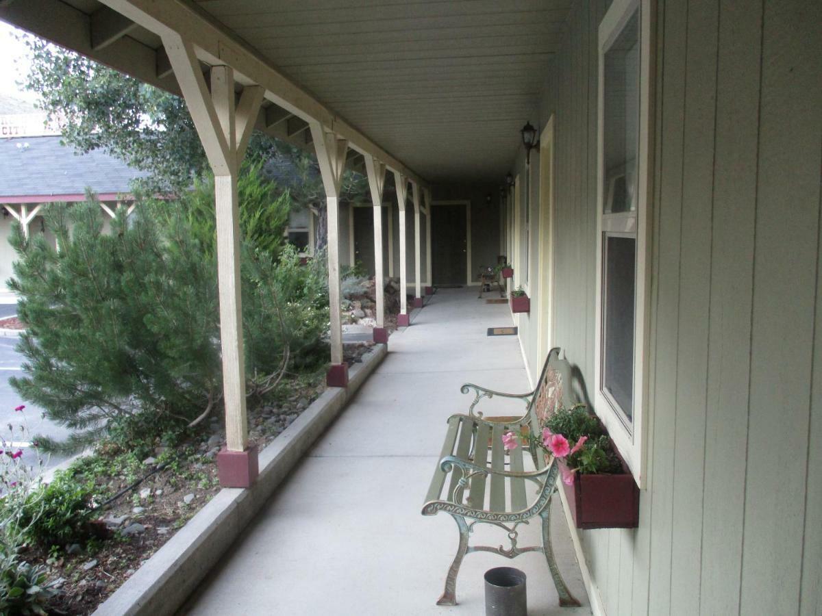 Virginia City Inn Ngoại thất bức ảnh